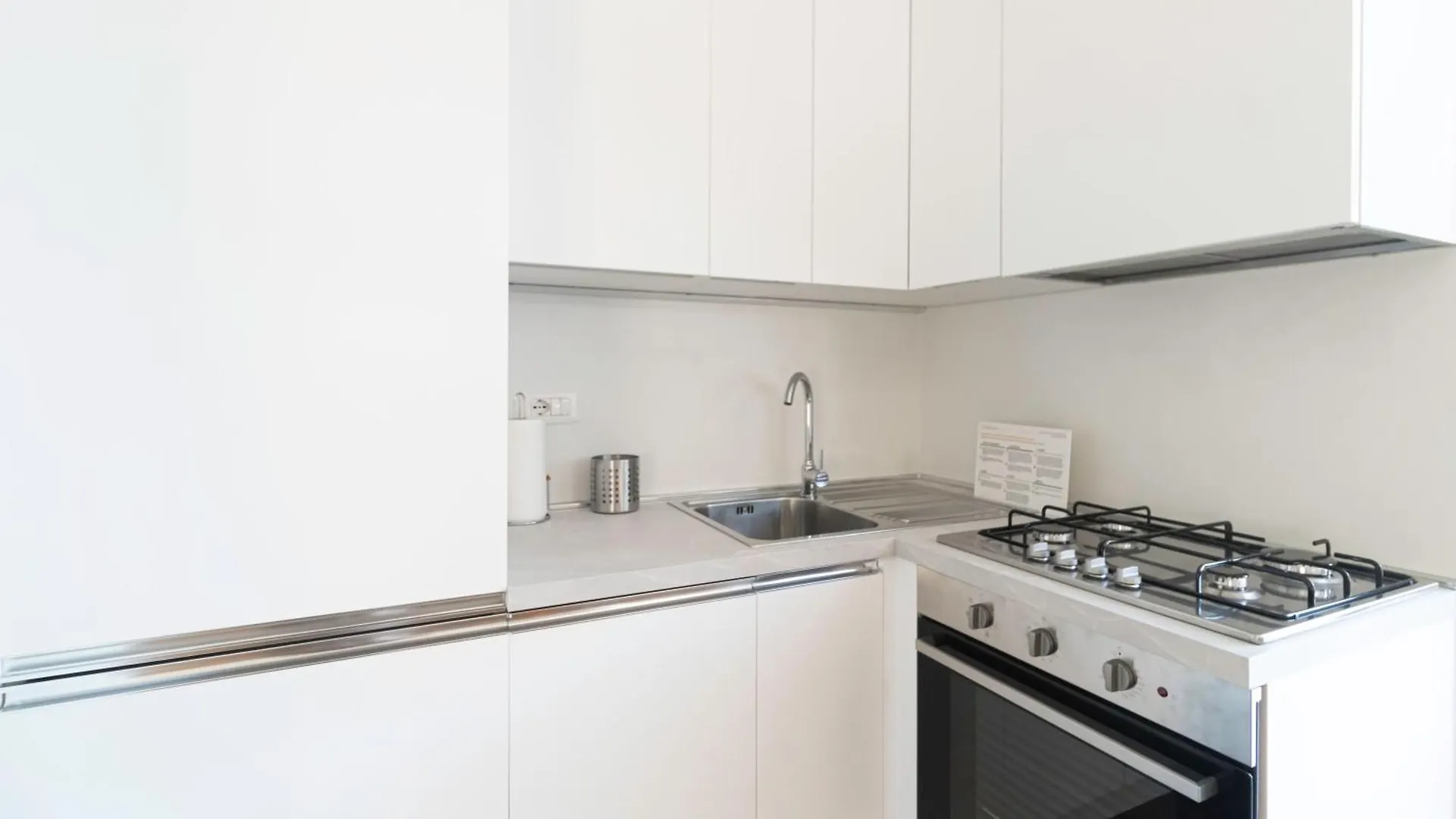Italianway - Ranzoni 6 Apartment Milan 0*,  Italy